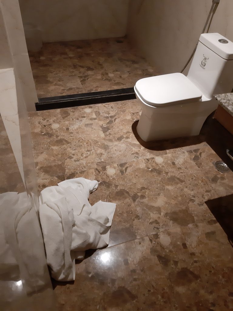 In India - Ook de badkamer had schone handdoeken